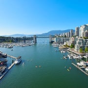 Vol.12　バンクーバーで働くわたしのいつも　ANA バンクーバー支店空港所 森 人美さん