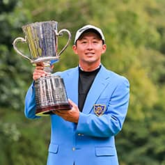 岩﨑 亜久竜選手