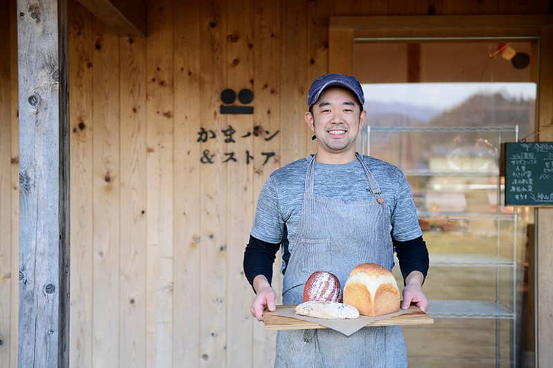 かまパン&ストアのパン製造責任者 笹川大輔さん。自身が神山町で理想とする暮らしを実現し、それから次世代にバトンを渡していきたいと語る