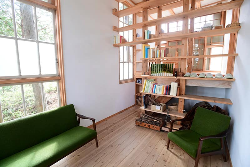 出月秀明〈隠された図書館〉2012