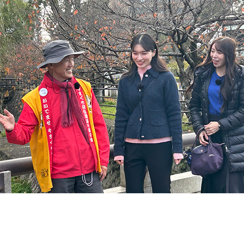 ツアー案内人の写真