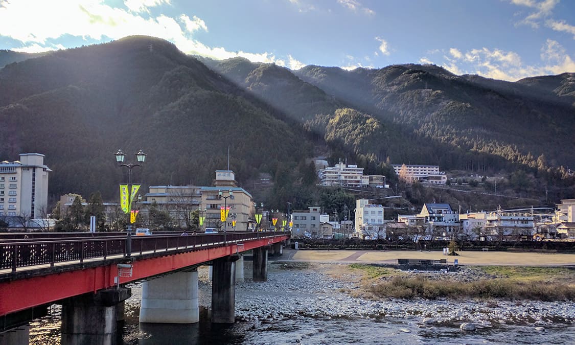 岐阜温泉街日本三大名泉的下吕温泉 可入住温泉酒店也可一日游 Ana