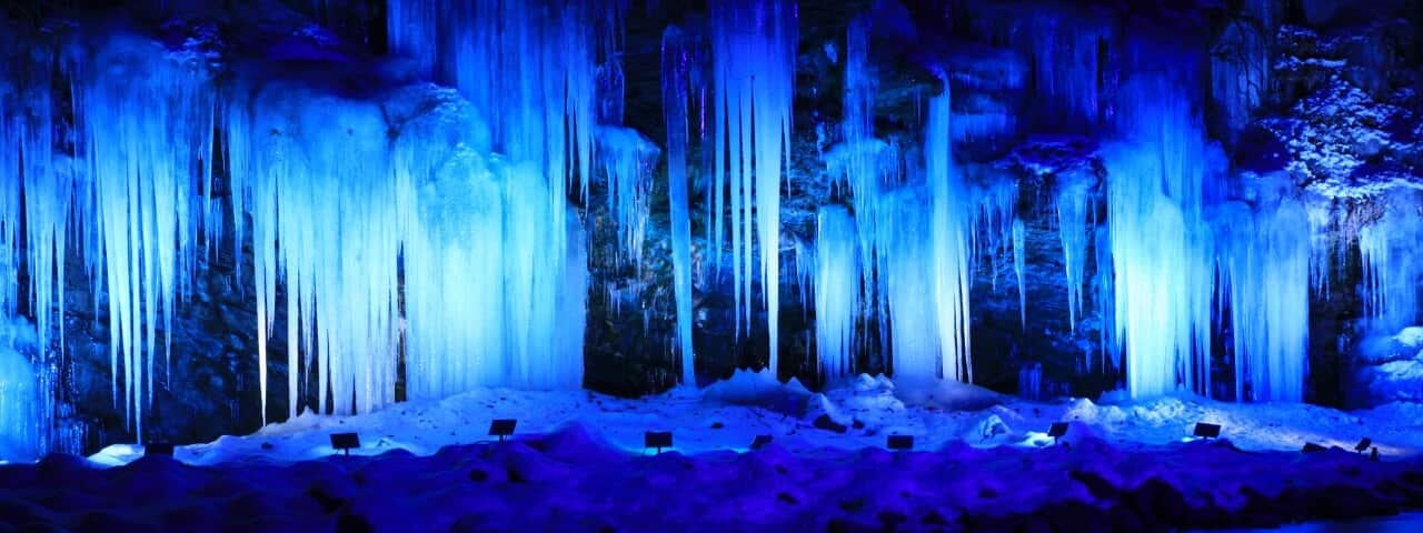 埼玉県秩父の真冬の芸術 三十槌の氷柱を見に行こう Ana