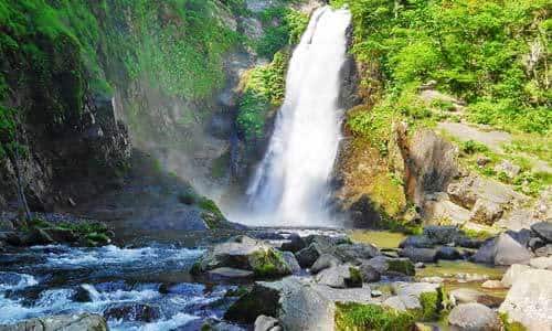 Matsushima, Suối nước nóng Akiu và Sendai Akiu Onsen: Khu nghỉ dưỡng suối nước nóng lịch sử trong vùng thung lũng yên tĩnh, cách Thành phố Sendai chỉ 30 phút - Japan Travel Planner - ANA