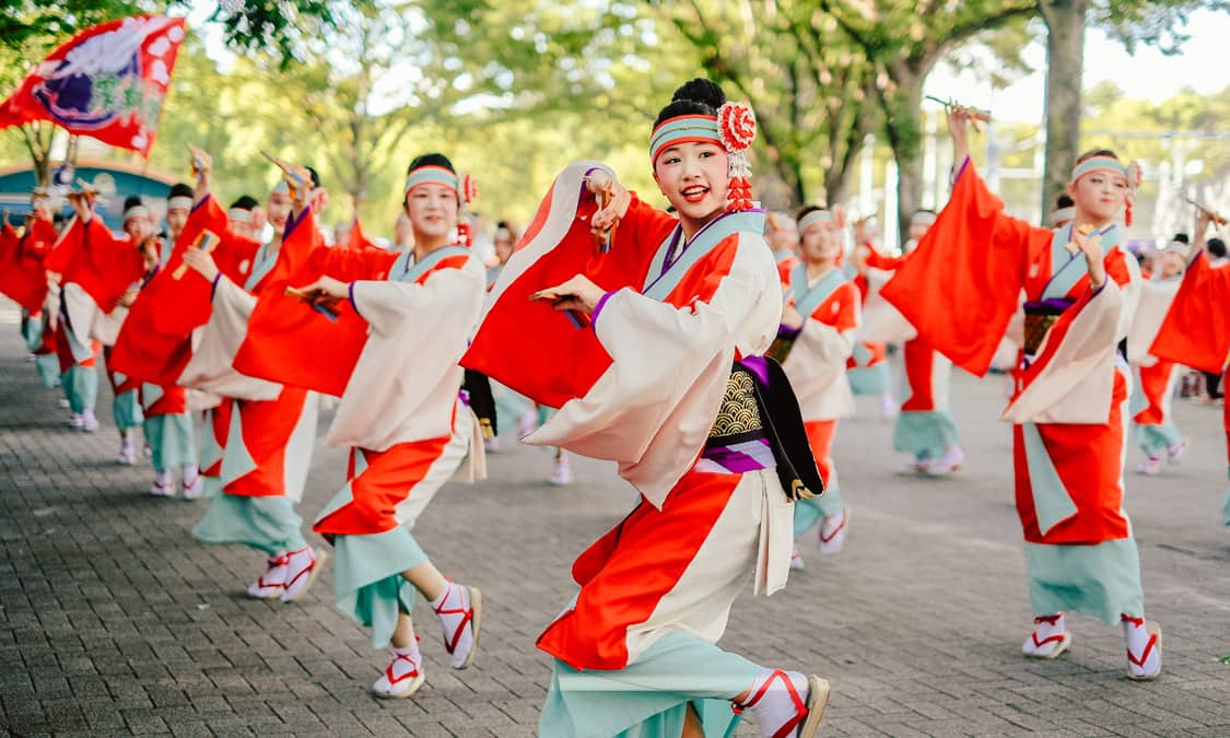 お祭り って何 日本人は何故お祭りに情熱を燃やすのか その理由と祭りの種類を知って 日本を深く感じよう Ana