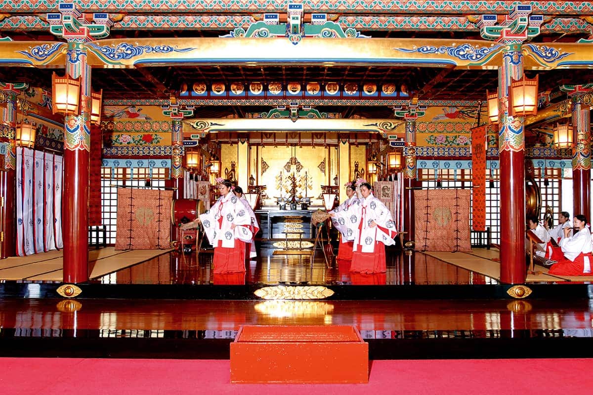 (photo) Yutoku Inari Shrine
  4