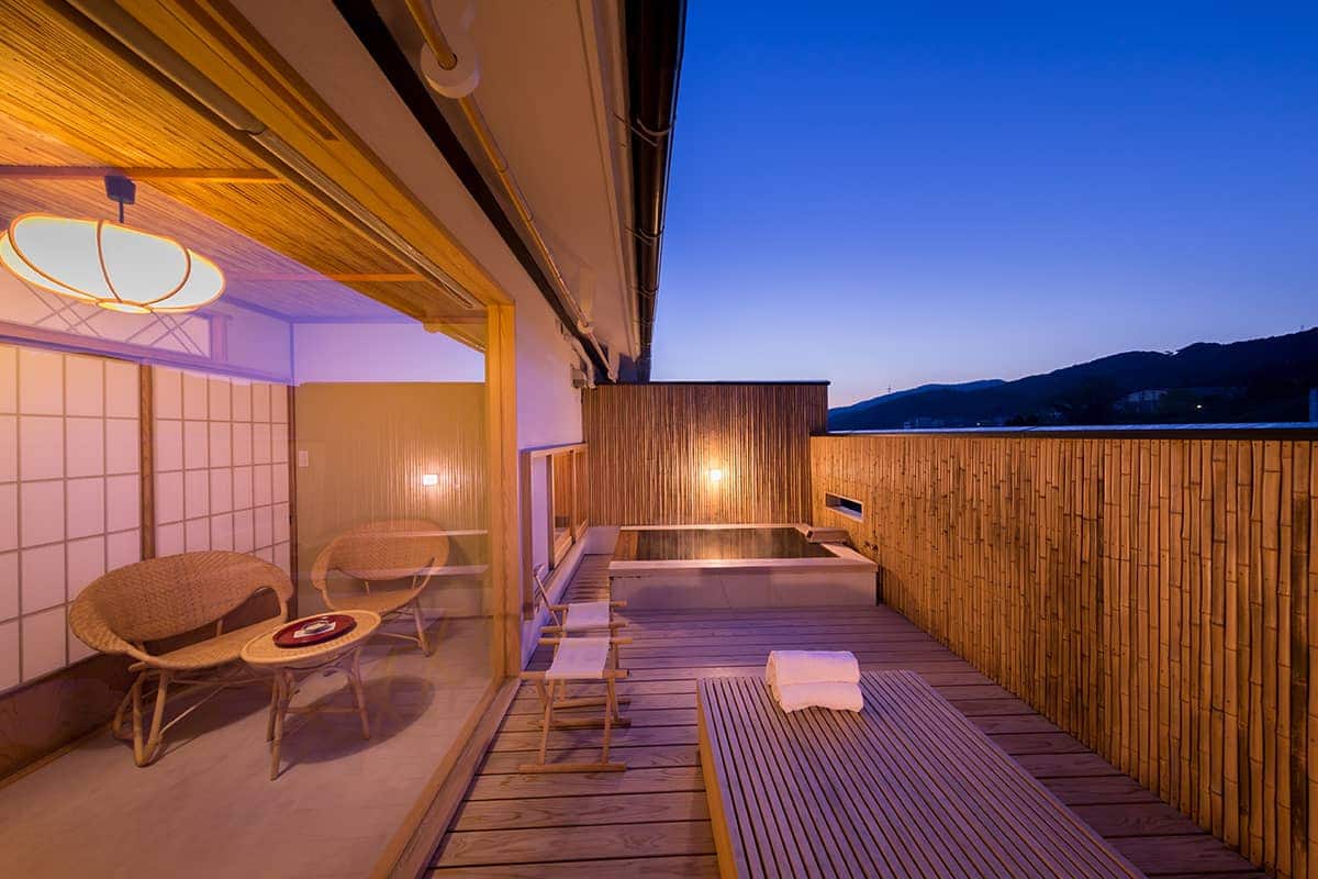 (photo) Wataya Besso 5