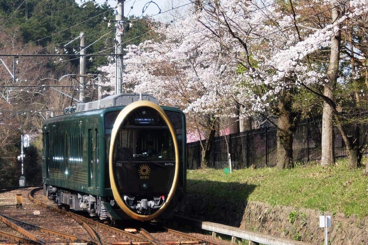 (photo) HIEI sightseeing train on Eizan Electric Railway 3