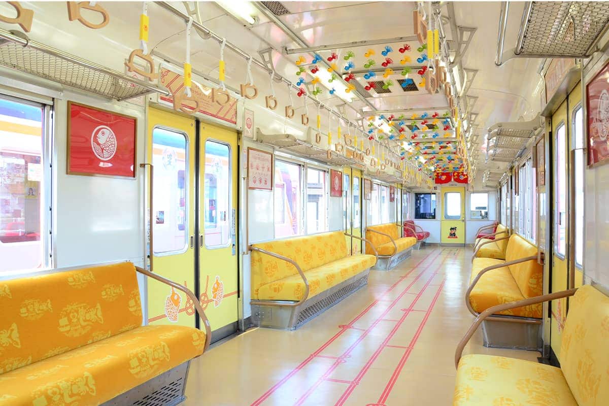 (写真) 加太さかな線「めでたいでんしゃ」 2