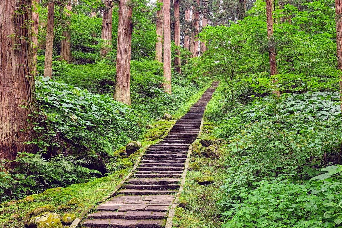 (photo) Three Mountains of Dewa (Dewa Sanzan) 2