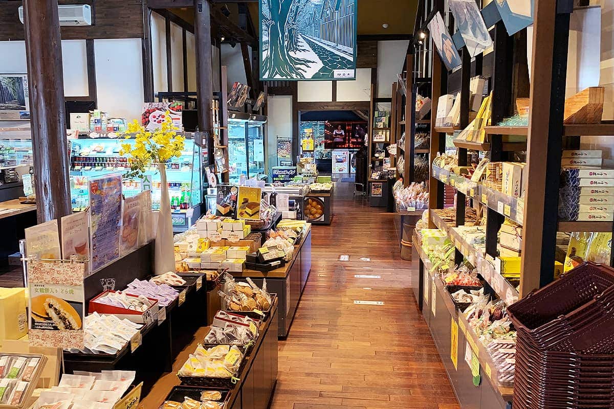 (photo) Sankyo Soko Rice Storehouses 4