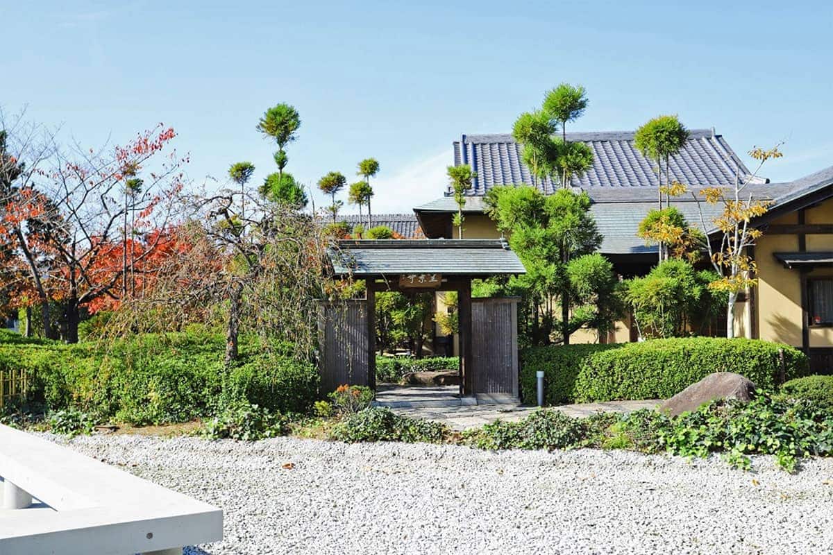 (photo) Unique architecture around Himeji Castle (Himeji City Museum of Art, Himeji City Museum of Literature and Hyogo Prefectural Museum of History) 5