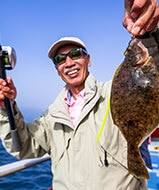 厚い流れを割って飛び出すニジマス 北海道 渚滑川の釣り旅 釣り旅の記録 Ana釣り倶楽部 Ana Sky Web